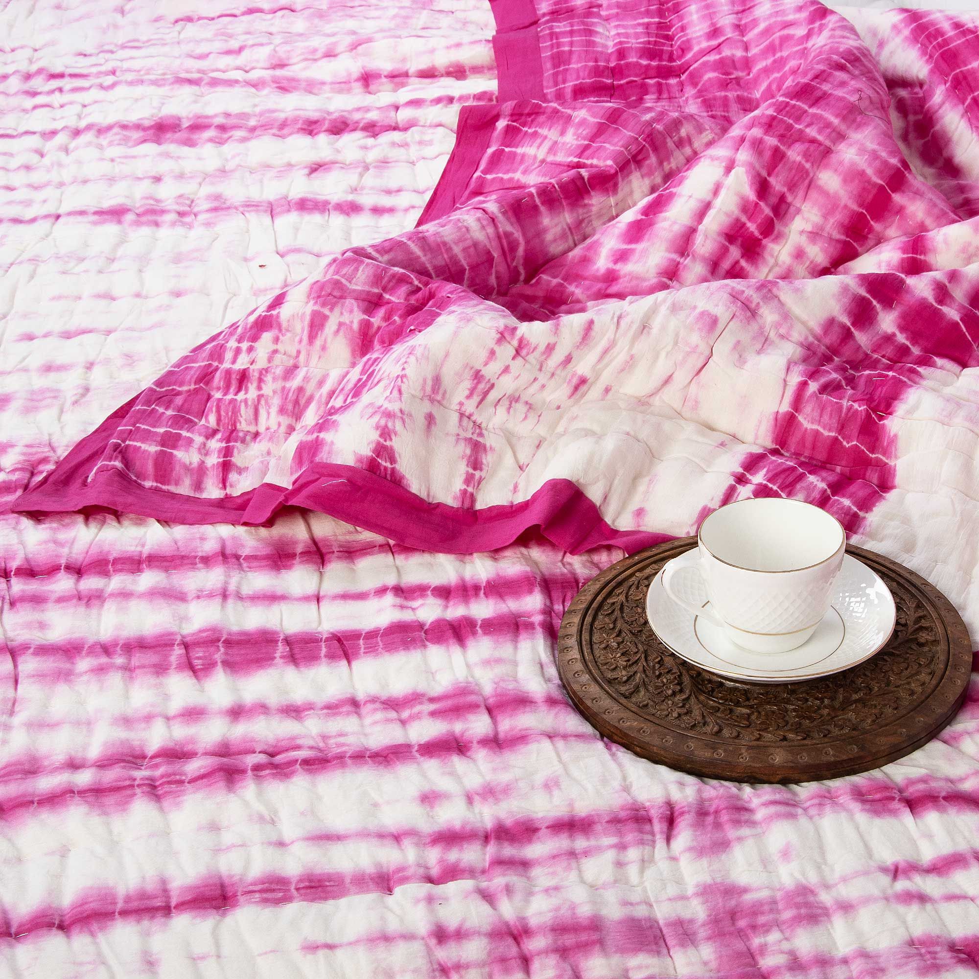 Traditional Handmade Red Rose Tie Dye Cotton Jaipuri Razai For Heavy Winter
